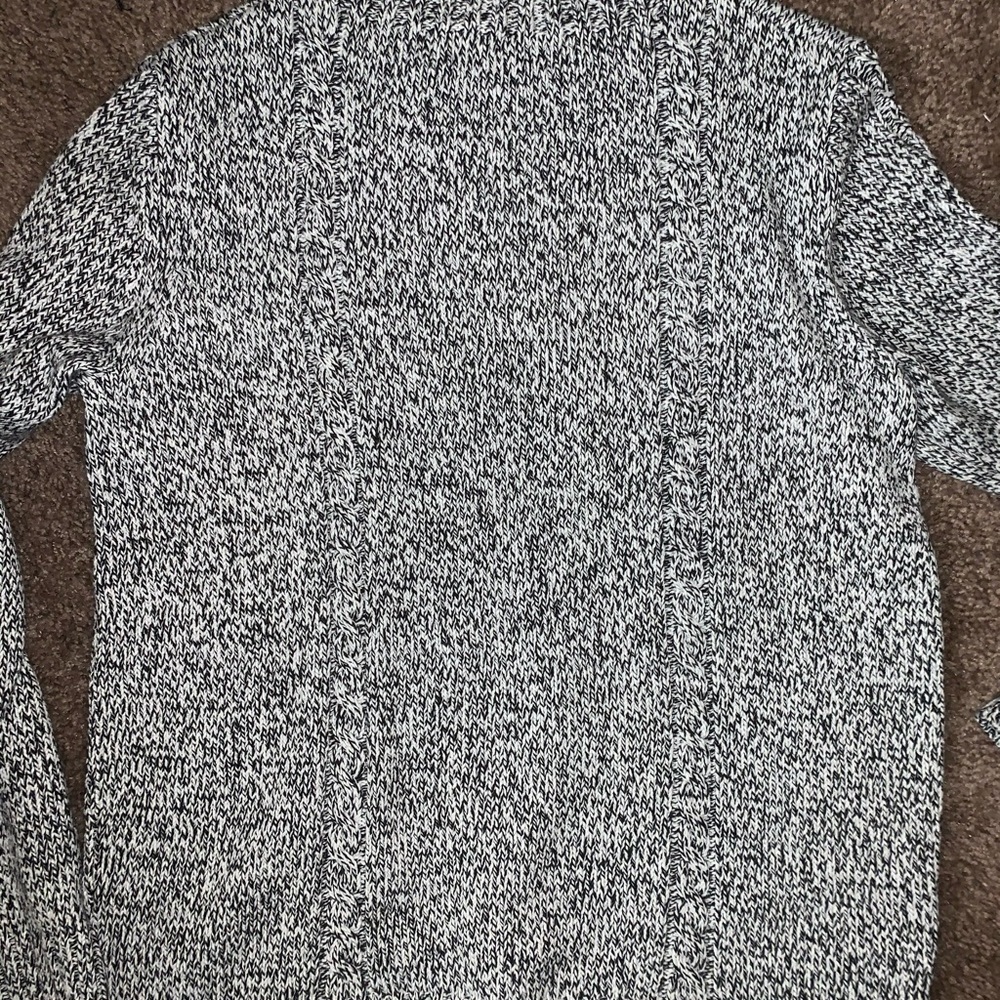 Liz Claiborne Knit Sweater - Picture 5 of 8